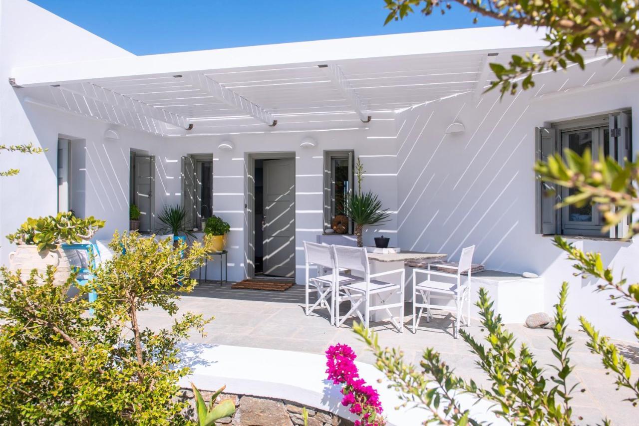 Villa Arades Sifnos With Private Pool 阿波罗尼亚 外观 照片