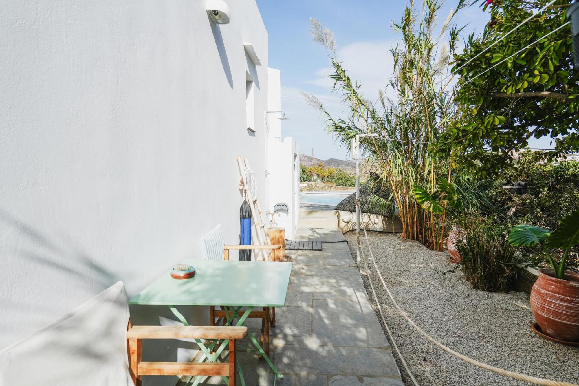 Villa Arades Sifnos With Private Pool 阿波罗尼亚 外观 照片