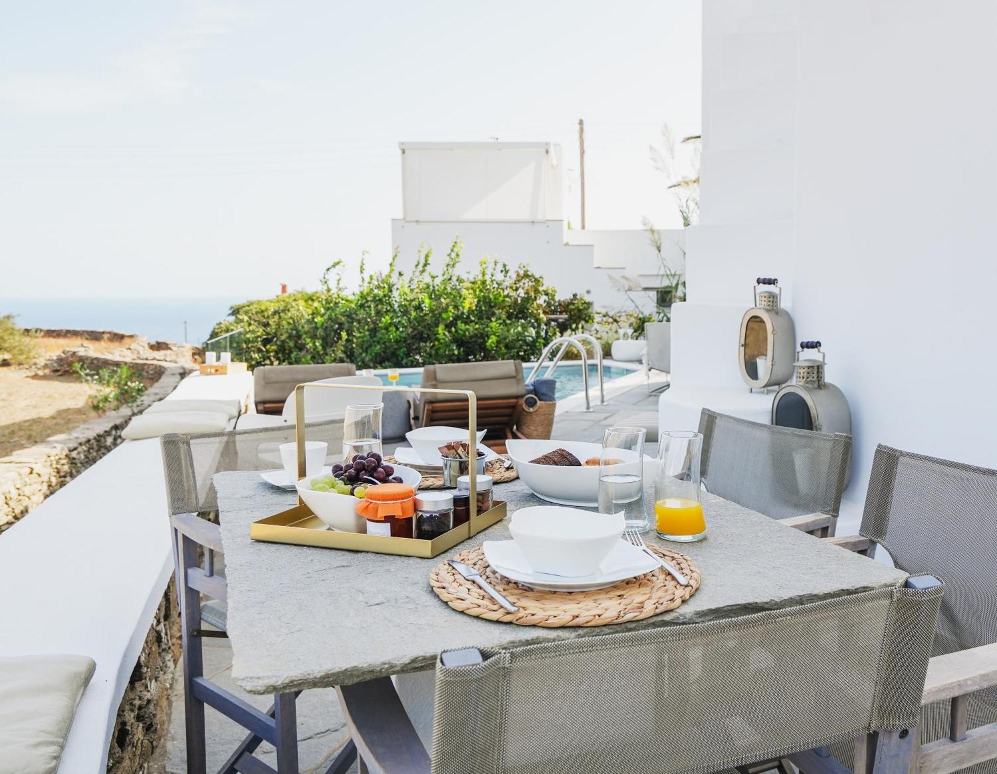 Villa Arades Sifnos With Private Pool 阿波罗尼亚 外观 照片