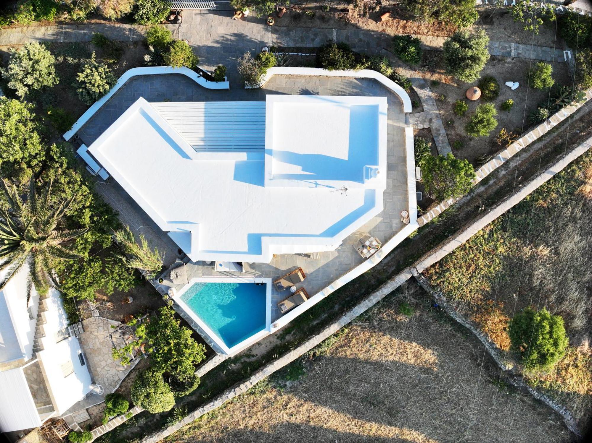 Villa Arades Sifnos With Private Pool 阿波罗尼亚 外观 照片