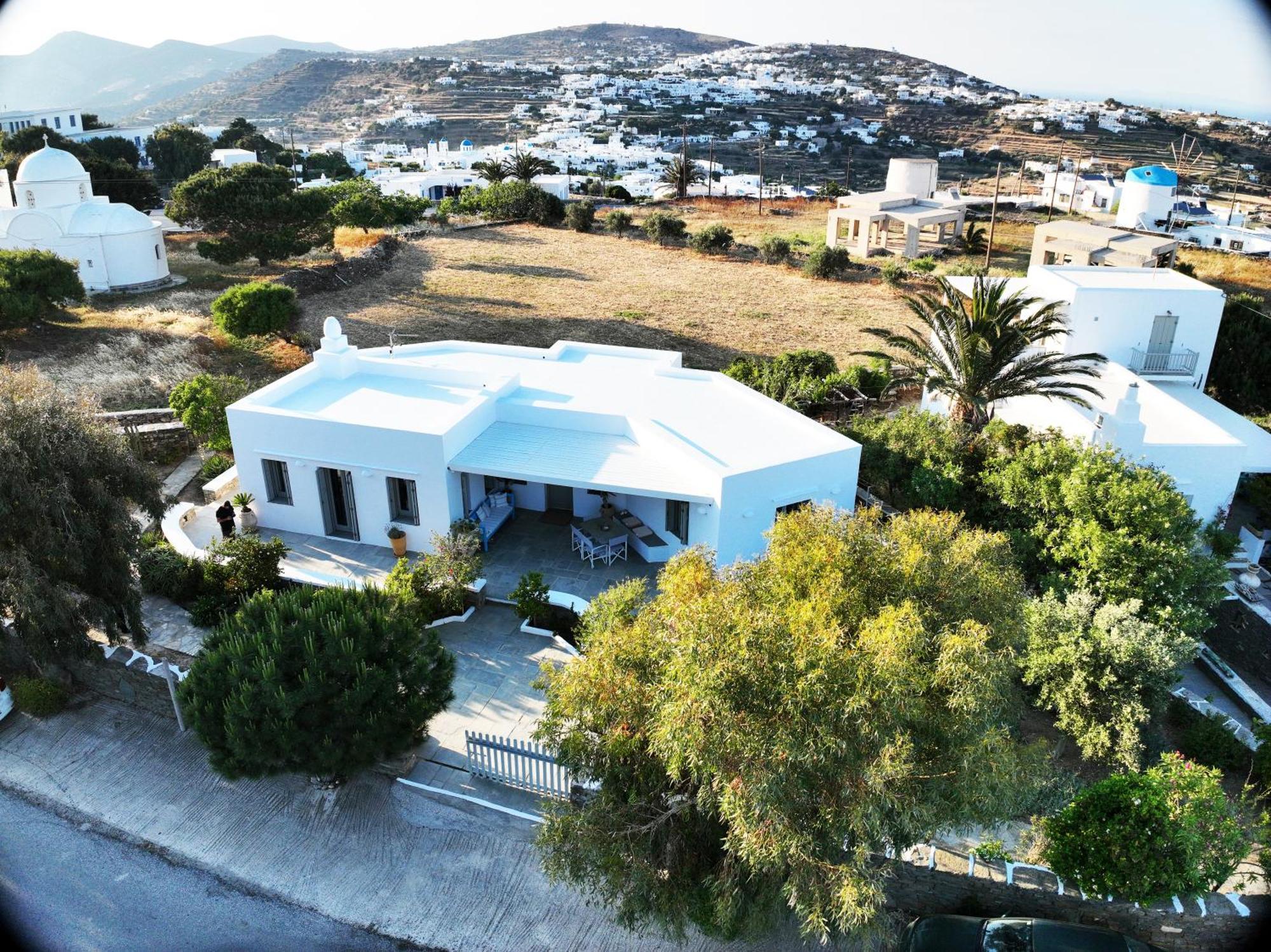 Villa Arades Sifnos With Private Pool 阿波罗尼亚 外观 照片